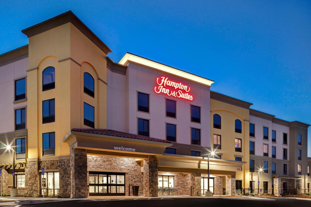 Hampton Inn & Suites Marina Kültér fotó