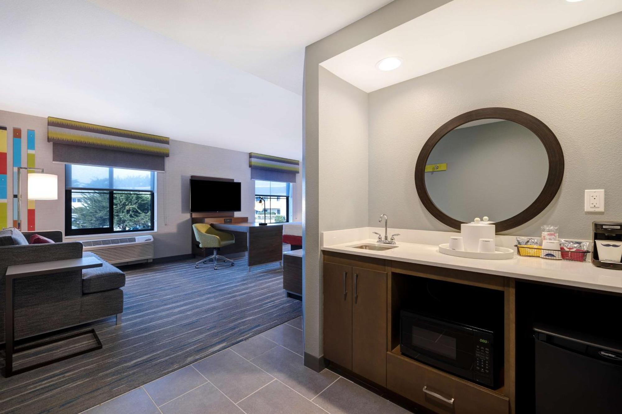 Hampton Inn & Suites Marina Kültér fotó