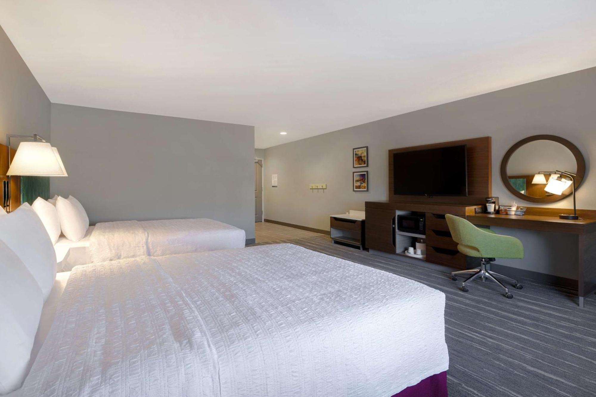 Hampton Inn & Suites Marina Kültér fotó