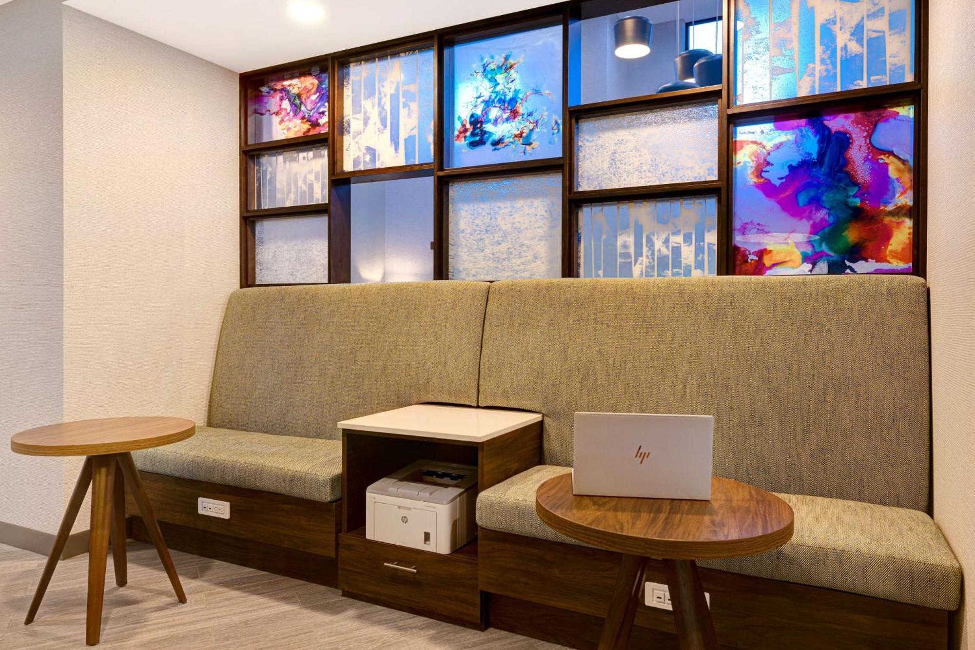 Hampton Inn & Suites Marina Kültér fotó