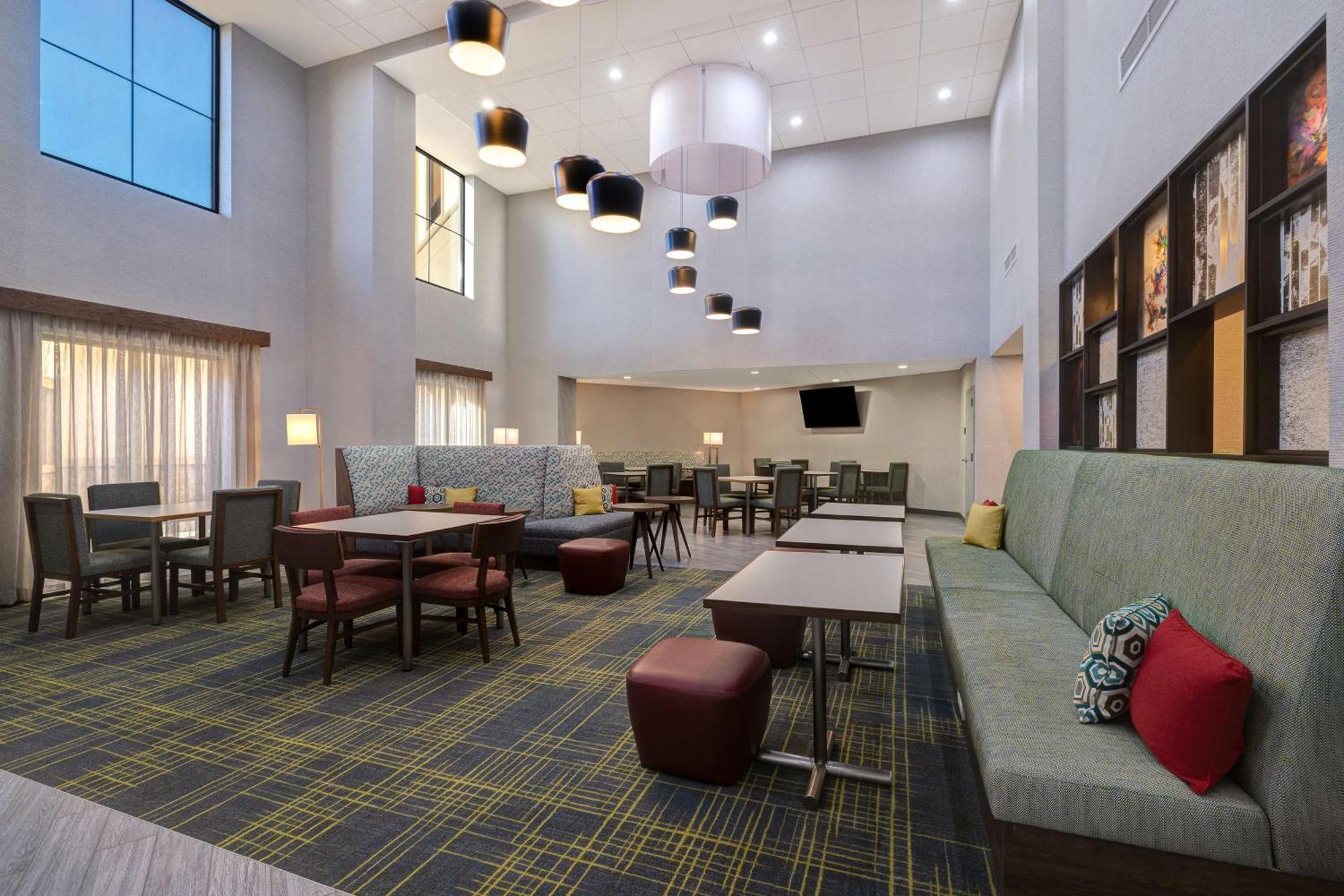 Hampton Inn & Suites Marina Kültér fotó